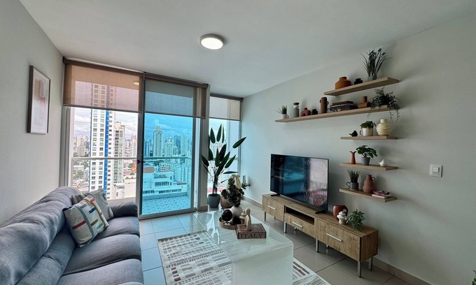 San Francisco Apartment | Stylish 2BR Apartment with City & Park Views