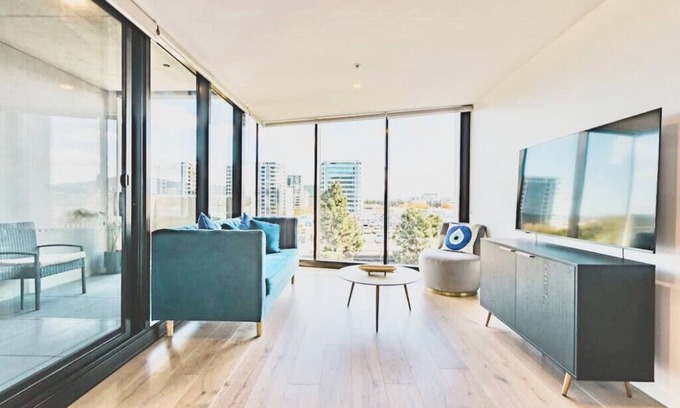 Canberra City Centre Apartment | Stylish pad in Canberra’s CBD