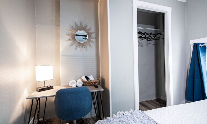 Smoketown Jackson Apartment | Suite near downtown Louisville, KY · Suite IX
