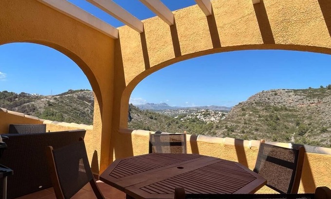Cumbre del Sol Apartment | Sunny and very quiet apartment with gorgeous mountain and valley views