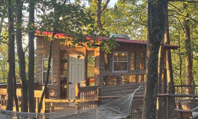 Piney Mountain Cabin | Sunset Pavilion: Rustic Luxury