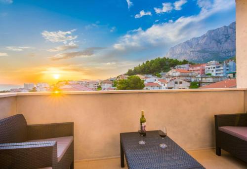 Gorinka Apartment | Sunset View Apartment