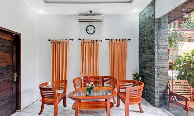 Mataram Hotel | Super OYO 90672 ADHYA GUEST HOUSE LOMBOK