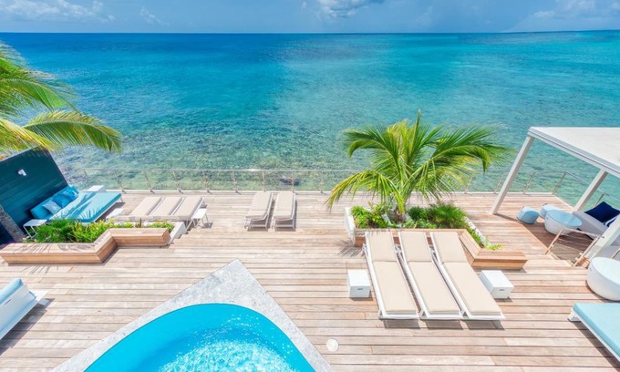 Beacon Hill Villa | SURFSONG VILLA-NEW LUXURY WATER FRONT VILLA-6 BEDS also available in 4 and 5 beds