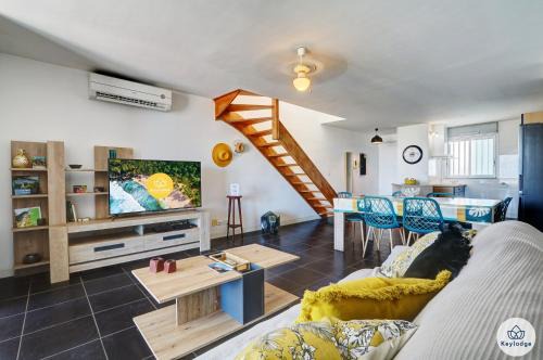 Saint-Pierre De La Reunion Apartment | T3 duplex - Le Tempo Créole, 2 étoiles - 90m2 - Terre-Sainte