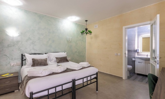 Xewkija Hotel | Ta'Battista B&B with pool Ix-Xwejni, IX-XEWKIJA, GĦAWDEX, Malta