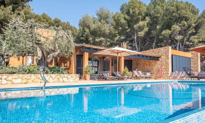 Tamarit Villa | TH112 Luxurious Seafront Villa on the Costa Dorada – Perfect for Families