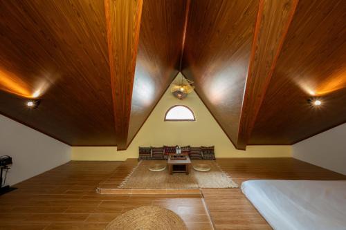 Quang An Apartment | The Autumn House - Homestay at To Ngoc Van