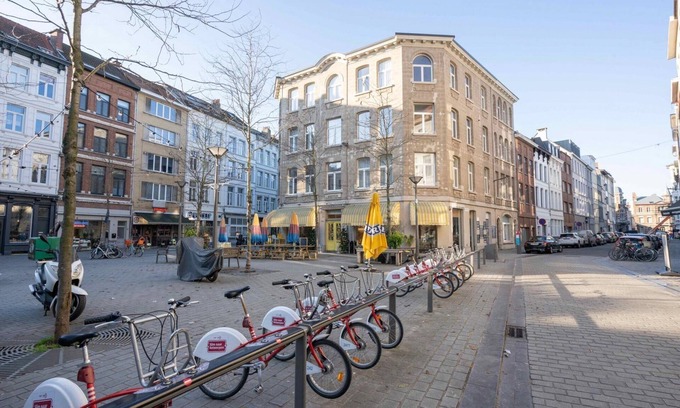 Sint-Andries Apartment | The Blue Parrot in Antwerp
