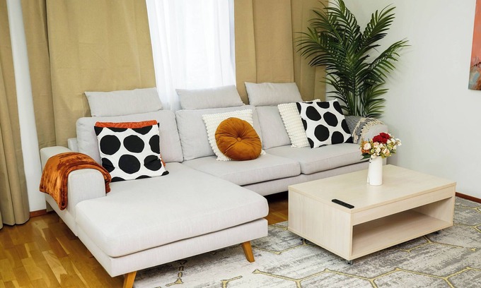 Koillinen District Apartment | The Crown Suite Helsinki