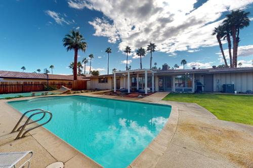 Palm Desert House | The Desert Willow