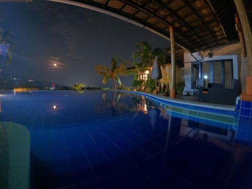 Kalibukbuk House | The Dharma Araminth Villa - Lovina Mountain and Sea View