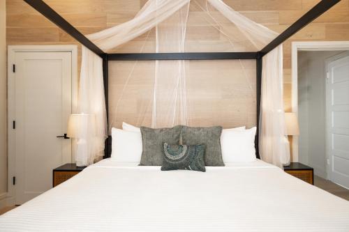 Historic Seaport Hotel | The Key West Hotel