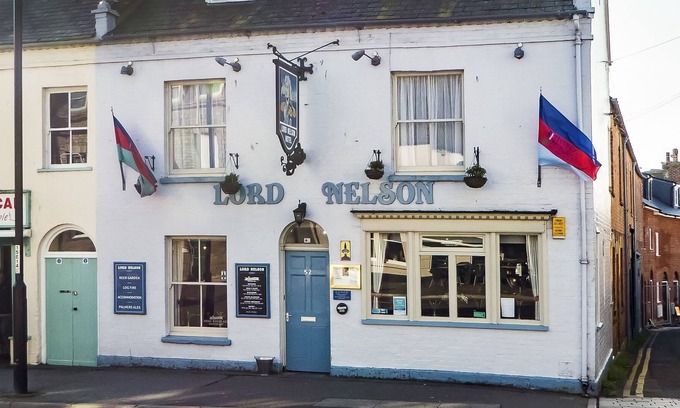 Bridport Bed & Breakfast | The Lord Nelson Pub and Accommodation