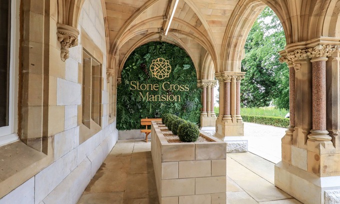 Newland Near Ulverston House | The Mabel Suite Stone Cross Mansion