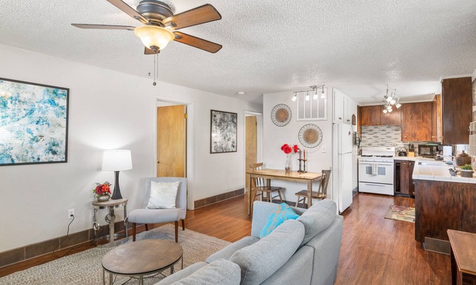 North End Apartment | The North End Haven (Pet friendly in beautiful Boise Idaho)