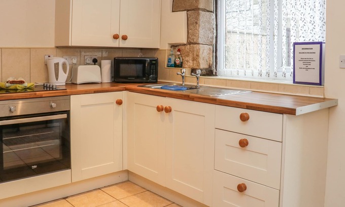 Buxton Cottage | The Shavings