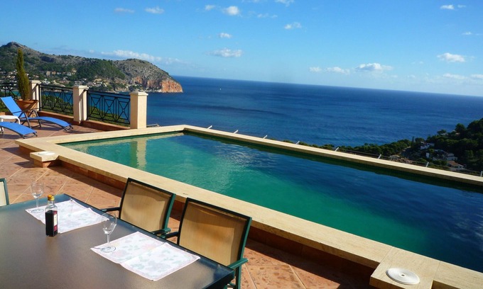 Capdepera Ski Chalet | The very best Location on Costa Canyamel