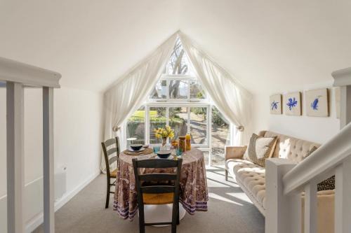 Munslow House | The Wain House