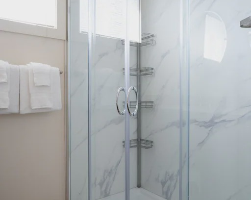 Brockway House | Tranquil Tahoe Retreat with WiFi, easy walk to beach