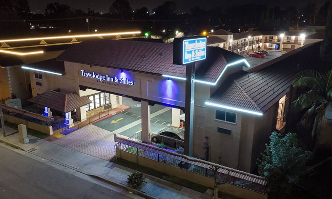 Walnut Valley Hotel | Travelodge Inn & Suites by Wyndham West Covina