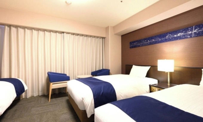 Kanazawa Hotel | Triple Room Nonsmoking | Room only/Kanazawa Ishikawa