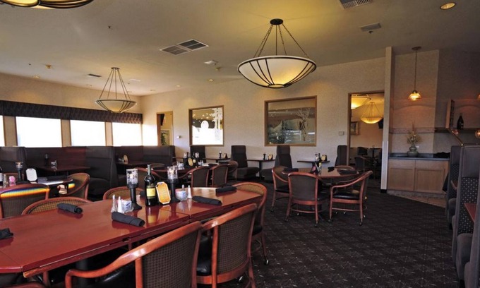 Altamont House | TWO STYLISH UNITS FOR 8! POOL, PARKING!