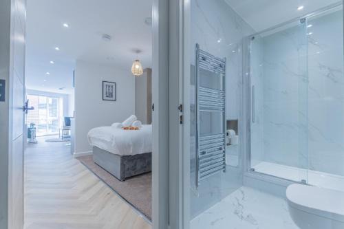 Sheffield Apartment | Unit 3 Spacious & Comfy 1-BR Flat, Fast Wi-Fi, Free parking, Prime Location