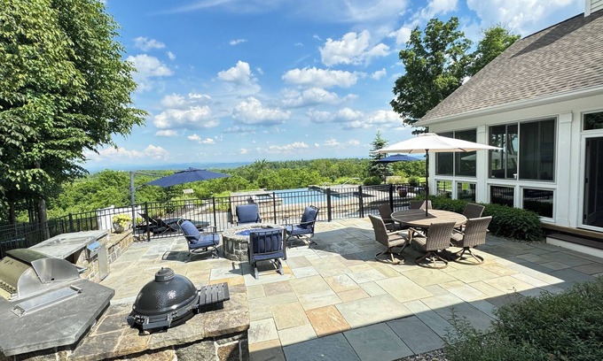 Greenfield Center House | Unrivaled Track Season Rental in Saratoga Springs, NY! Only 5mi to the RaceTrack