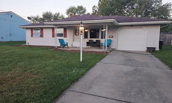 Austintown House | Updated, 3-bedroom house in Austintown. Pets welcome. Great, Quiet location!