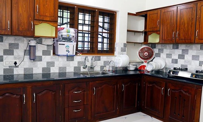 Alappuzha Bed & Breakfast | Vaishnavam serviced villa