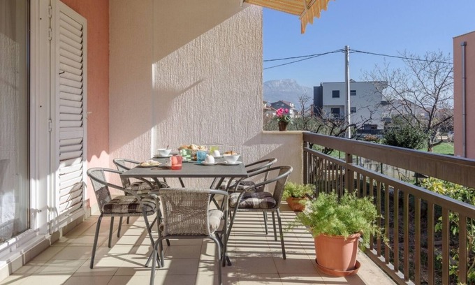 Kastel Novi Apartment | Vana - 400 m From Beach - A1