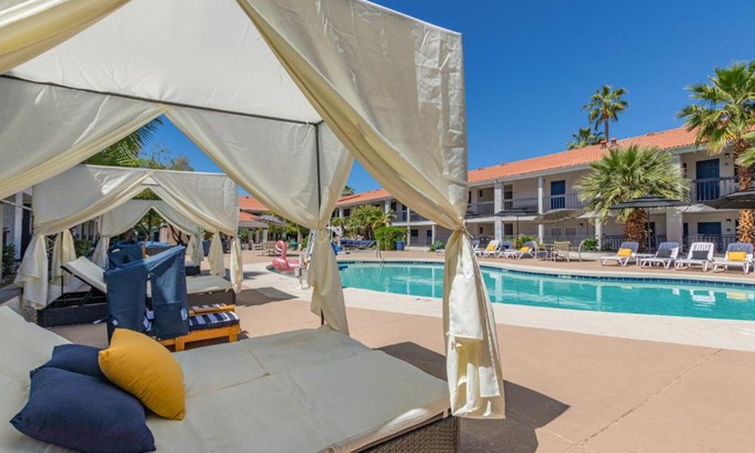 Mesa Apartment | Venture on Country Club