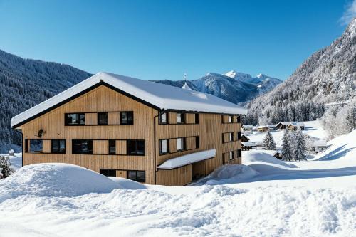 Wald am Arlberg Apartment | Verwall Apartment Arlberg - mit Sauna, Balkon und Skiraum