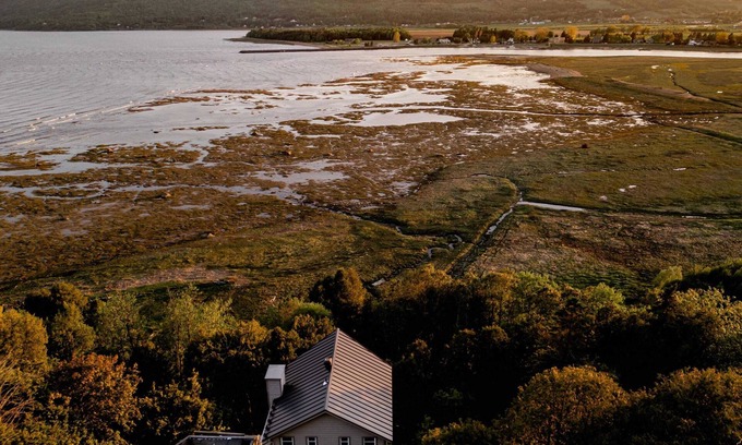 Baie-St-Paul House | Views that Captivate, Spa, Trails Await