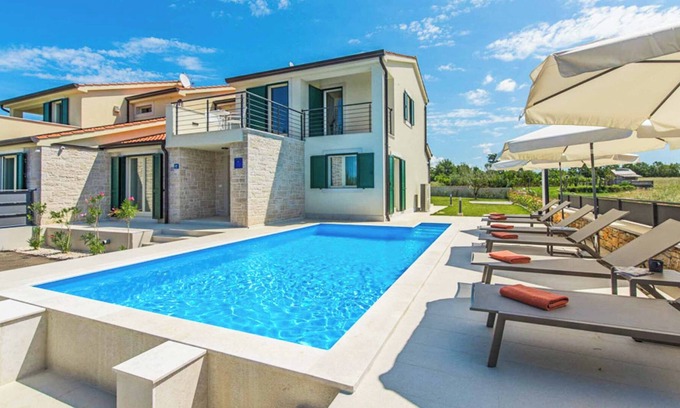 Labinci Villa | Villa Billy Porec - Three Bedroom Villa, Sleeps 8