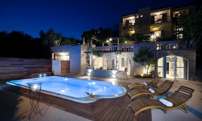 Tucepi Apartment | Villa Bougenvilia Tomas