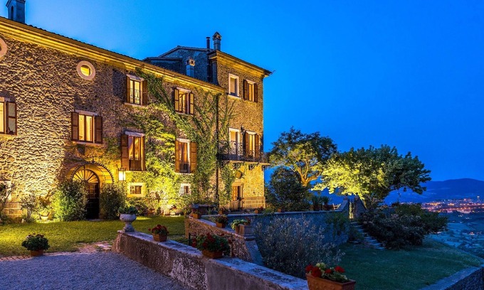 Orvieto Villa | Villa Buon Viaggio 16, Emma Villas