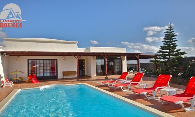 Playa Blanca Villa | Villa Celeste