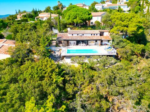 Les Issambres Villa | Villa Crystal River, piscine privée & vue mer sur Golfe de Saint Tropez
