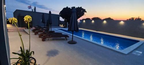 Posedarje Villa | Villa Dalmatia with pool