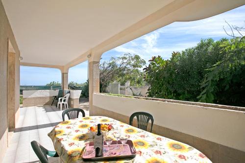 Giorgilorio Apartment | Villa Dei Fanti On The Sandy Beach - Happy Rentals