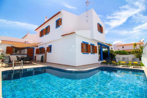 Olhos D'Agua Villa | Villa Girassol - By Dalma Portuguesa