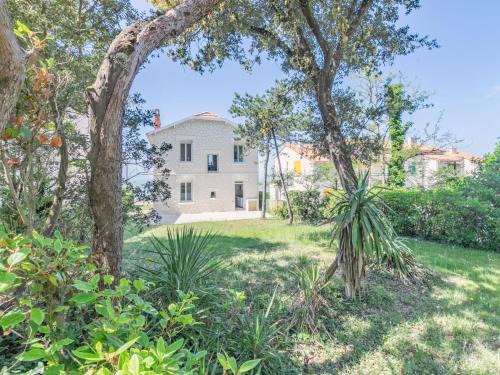 Saint-Palais-sur-Mer Villa | Villa Les Trolls by Interhome
