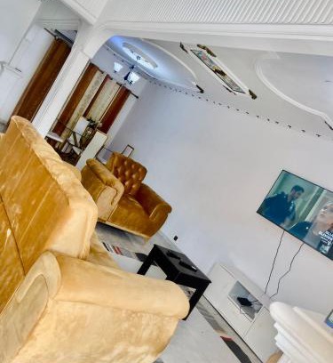 Douala Apartment | Villa meublée trois chambres Bonamoussadi
