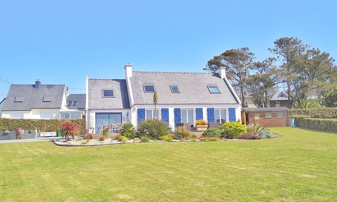 Plouarzel House | Villa vue mer Panoramique sur Ouessant et Plage de Sable à 100m