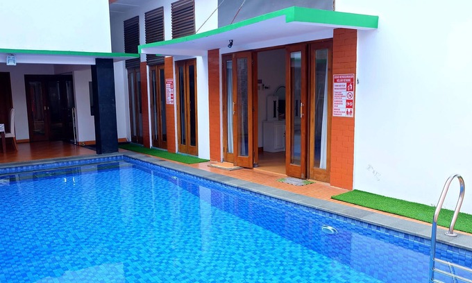 Yogyakarta Villa | Villa Wirosaban with Private Pool by Simply Homy