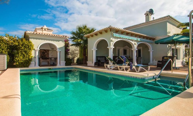 Casas de Torrat Villa | Villa Yoko - Plusholidays