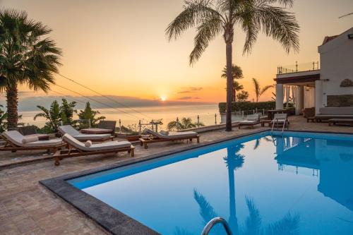 Taormina Apartment | Villa Zagara Garden Spectacular Sea View in Taormina