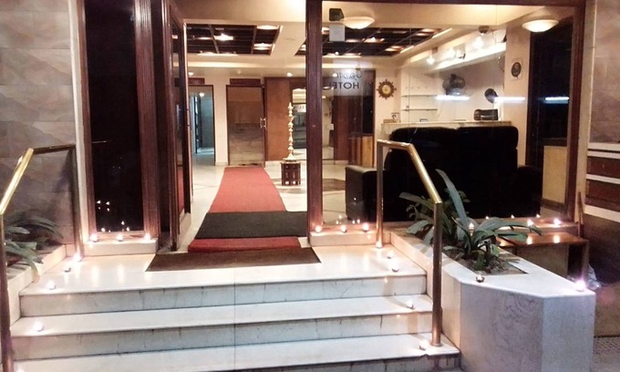 Gopalapuram Hotel | Vinayaga by Poppys Coimbatore